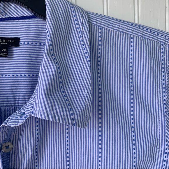 Talbots Ladies (2X) Collared, Button Up, Light Blue Striped Shirt - Picture 4 of 7